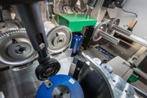 SOLID PROFILE P 700 top pressure roller 1 - Král Žilina